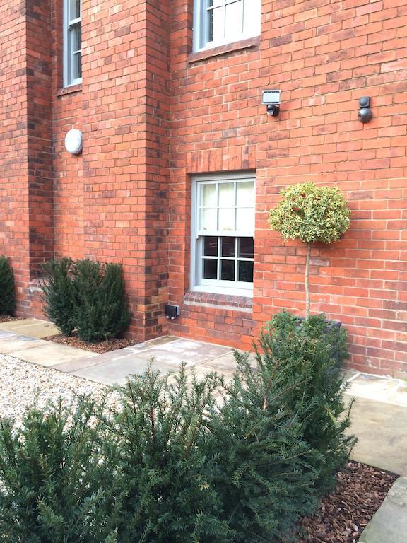The Rest Hotell Lincoln Exteriör bild