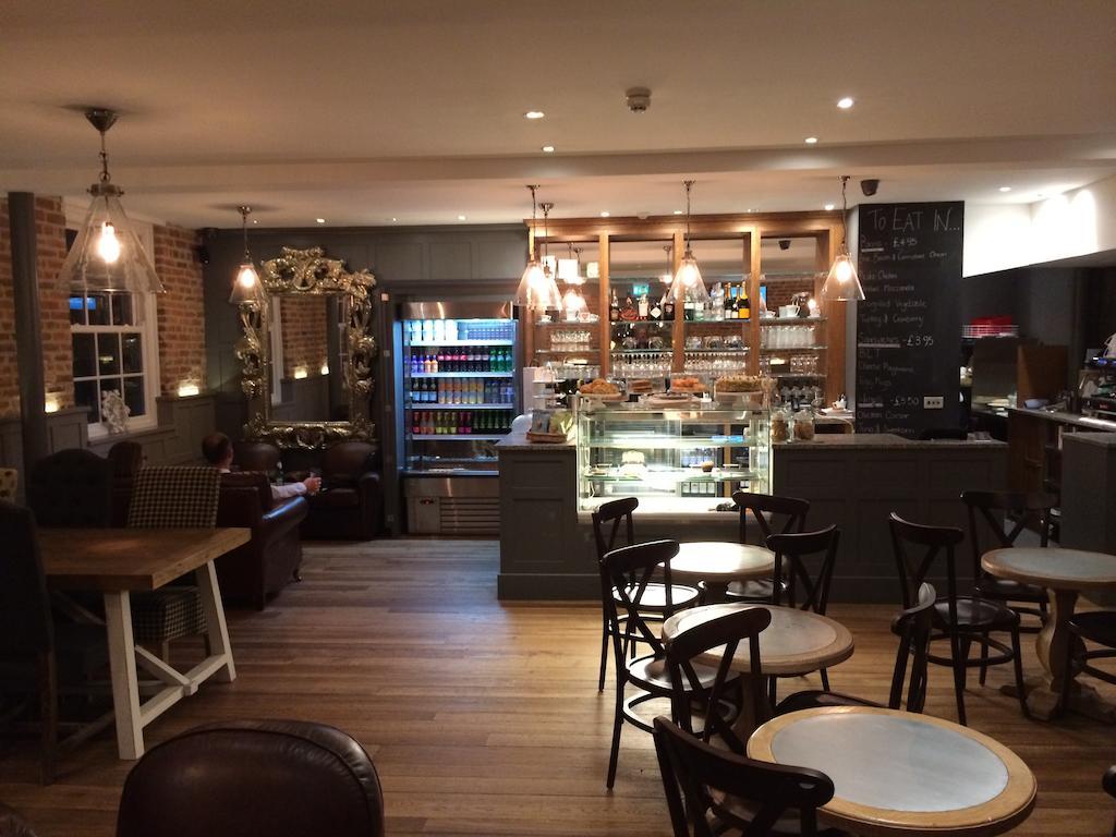 The Rest Hotell Lincoln Exteriör bild